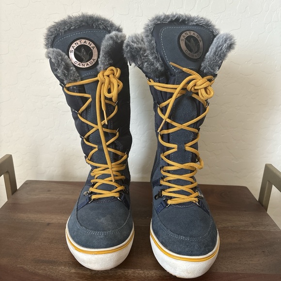 Santana Canada Women's Navy and Mustard Winter Boots. 8 - Picture 1 of 8